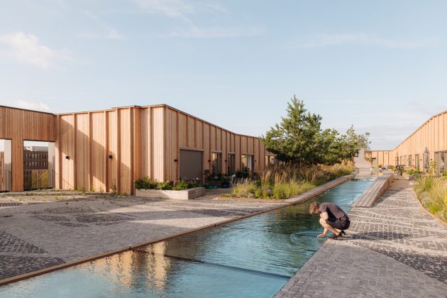 Jonas Amsterdam by Felixx