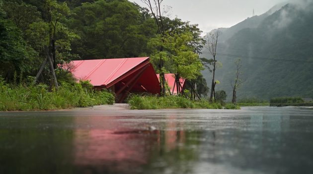 The Red Pavilion by mICHELE&mIQUEL + dA VISION DESIGN