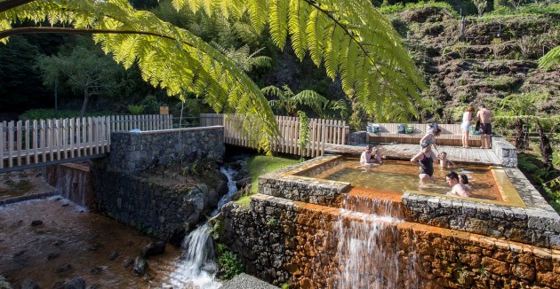 Natural Hot Springs “DONA BEIJA” by m-arquitectos